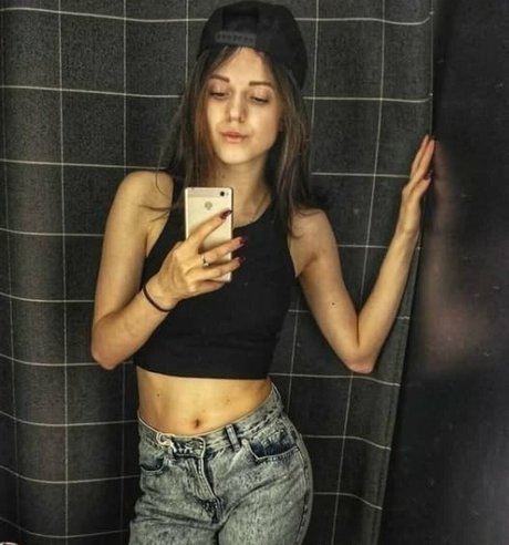 ワークアウト オンリーファンズ えろた 画像