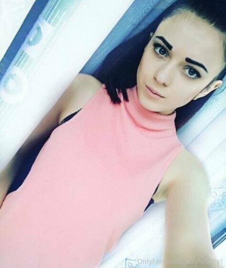 KattyKitty 裸のモデル 写真