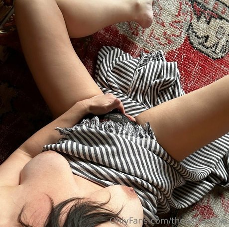 thewhisperxo ポルノスター エロティック 画像