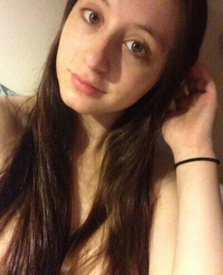 甘いおまんこオンリーファンズ 美しいポルノ ギャラリー