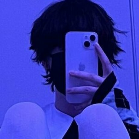 金髪レズビアンオンリーファンズ セクシー 写真