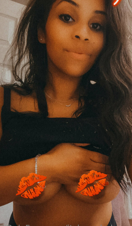 itslaneybabyxo 完璧なモデル 画像