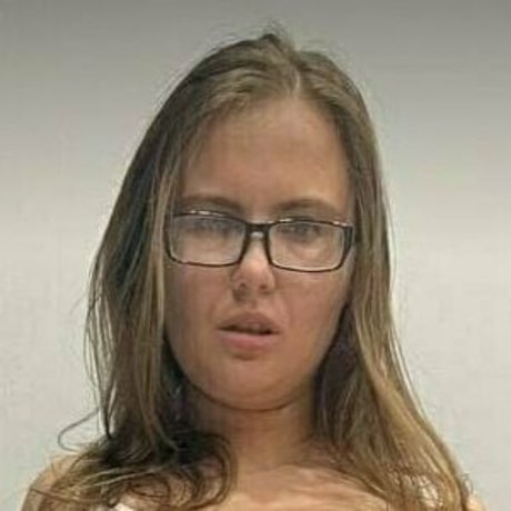 最もホットなティーンオンリーファン 無料裸 写真