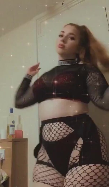 Strawberrrrycake ポルノスター セクシー アーカイブ