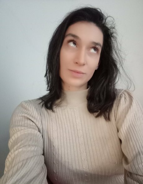 sasha simple エロティックなスター 写真