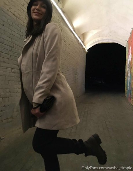 sasha simple アダルトスター ギャラリー