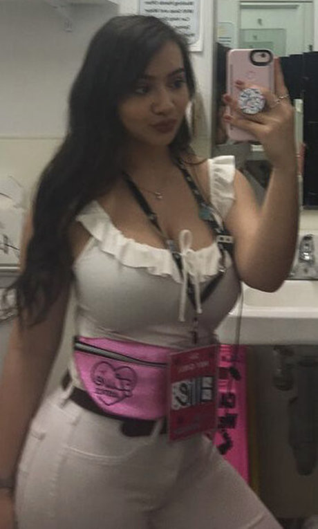 Ellie Johnston 素敵なスター アーカイブ