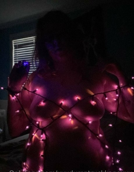 ゴス3P OnlyFans 裸 写真