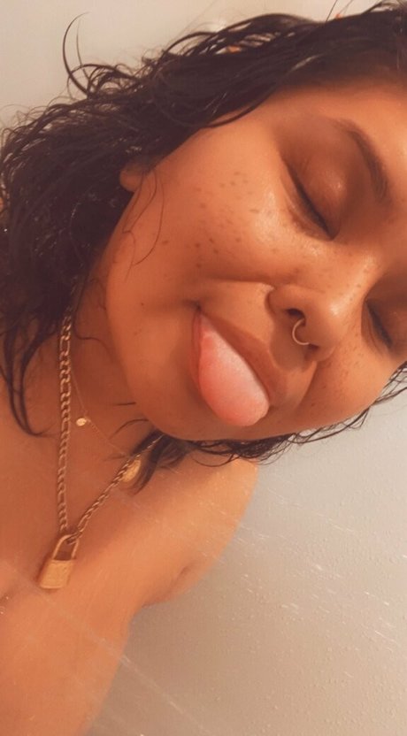 手コキ 主観視点 オンリーファンズ えろた 写真