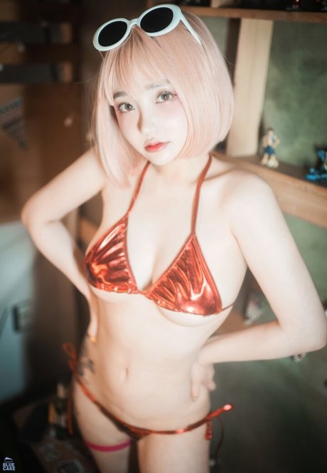 18歳のオンリーファンズ アートxxx 写真