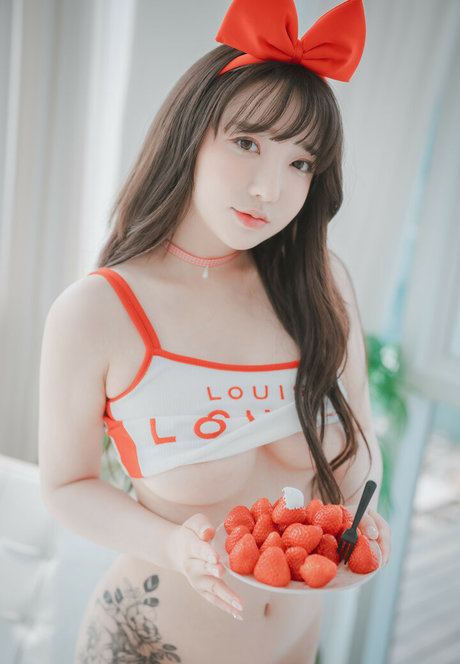 Son Ye Eun 独占モデル アーカイブ