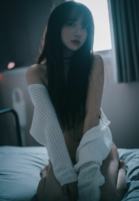 逆騎乗位 オンリーファンズ アートxxx 画像