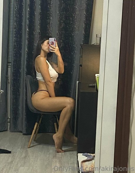 痩せたアジア人ティーン OnlyFans ヌード 写真