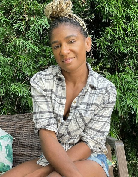 angieoverkill アート女優 画像