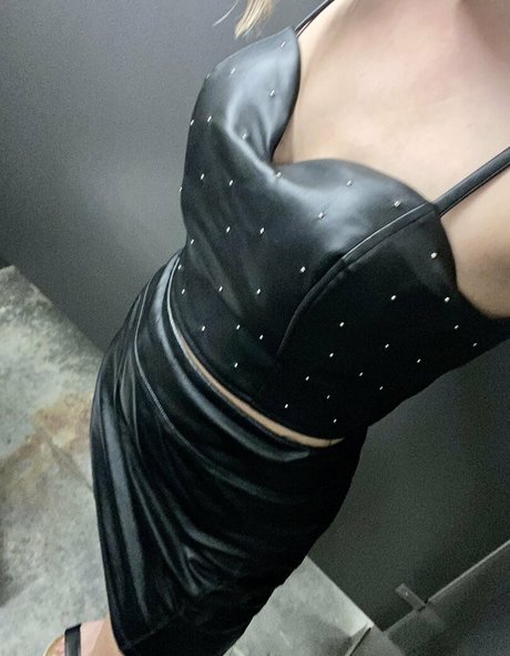 巨乳の黒人女性オンリーファンズ えろ アーカイブ