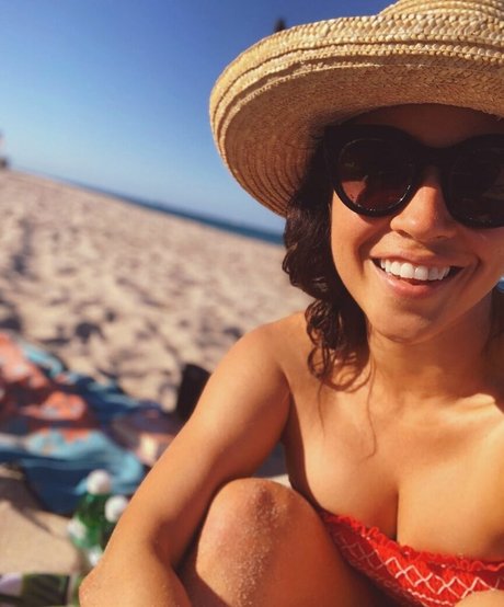 大きな黒い猫OnlyFans 無料裸 画像