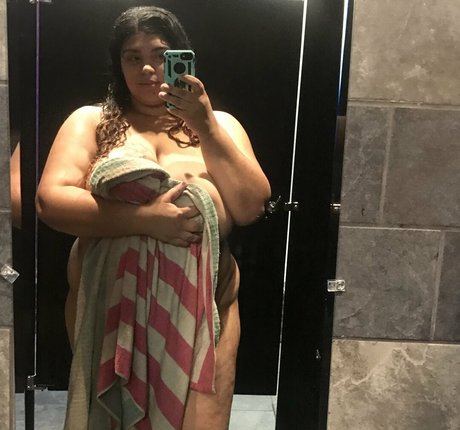 poundcake1908 裸のモデル ギャラリー