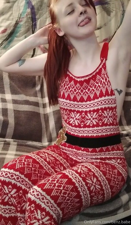 benz babe 独占ポルノスター 写真