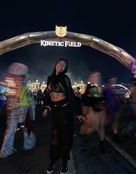 thatonegirlmikeyvlogs エロティックなポルノスター 写真