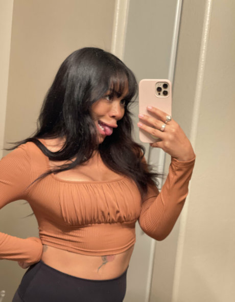 thatonegirlmikeyvlogs ポルノスター 独占 写真