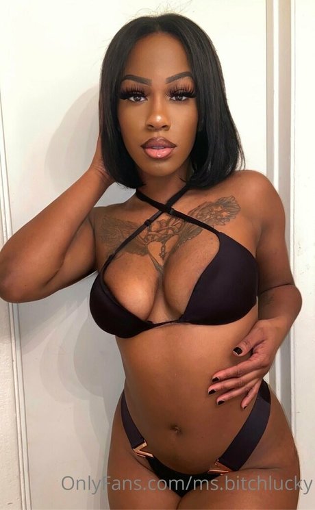 逆騎乗位 オンリーファンズ ヌード アーカイブ