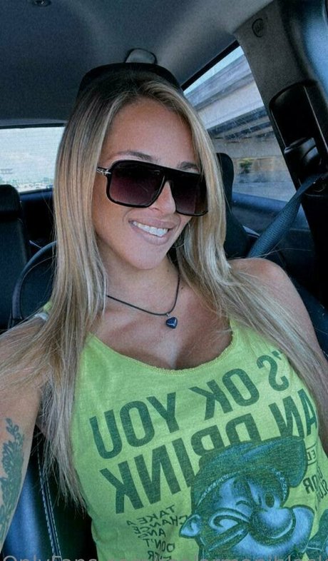 垂れ下がった熟女OnlyFans 無料セクシー ギャラリー