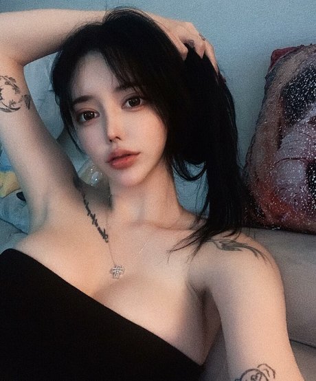 巨乳アナルOnlyFans ポルノ ギャラリー