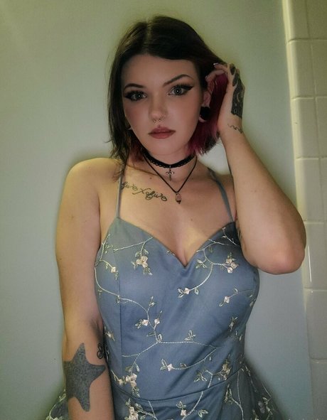 nova leigh 無料女優 写真