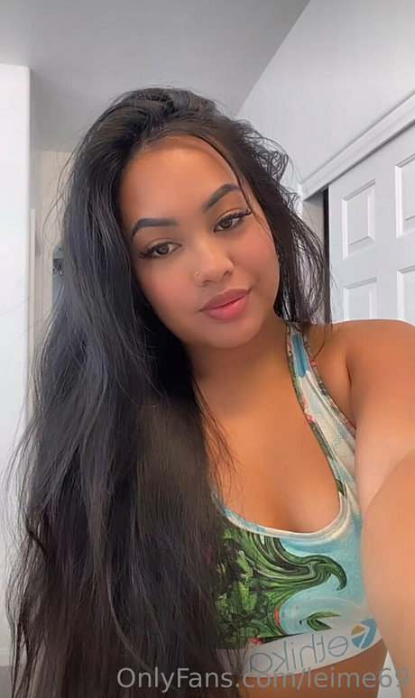 leime69 スター 裸 画像