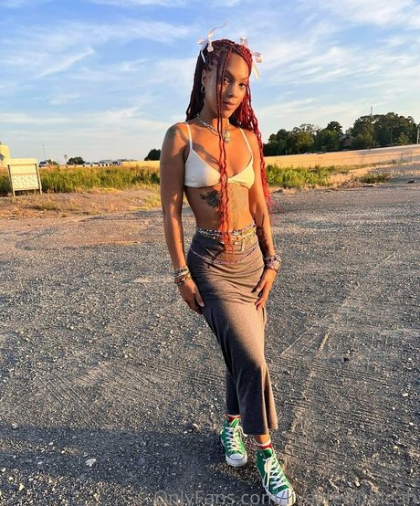 トゥインクスオンリーファンズ 無料ポルノ ギャラリー