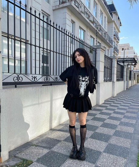 Sofi Maure 裸モデル 画像