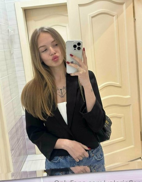 valerieflor 最高のモデル 写真