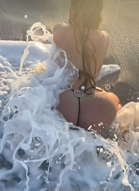 オンリーファンズでのセクスティング エロチック ギャラリー