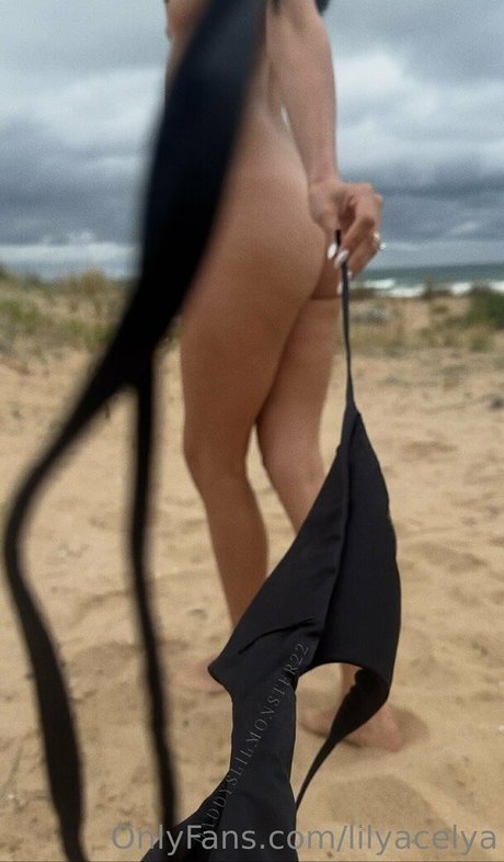 Daddyslilmonster22 セクシーなポルノスター 画像