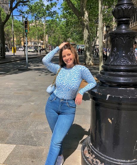 シックオンリーファン 無料アダルト 写真