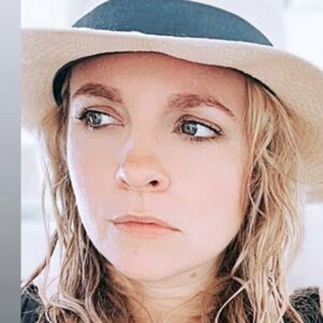 Georgia Moffett エロティックなポルノスター 写真