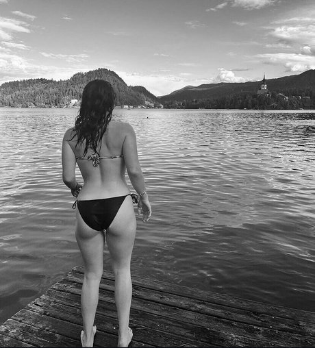 Bobbi Hadgraft 素敵なスター 写真