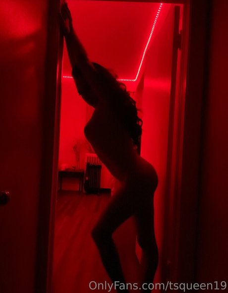 赤毛の太めOnlyFans セックス 写真