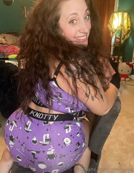 hippyvixxen モデル 画像