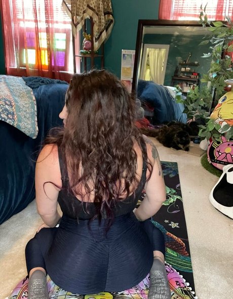 hippyvixxen 独占ポルノスター アーカイブ