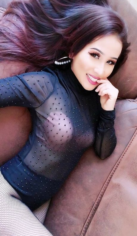 Kat Vang ポルノスター HD 画像