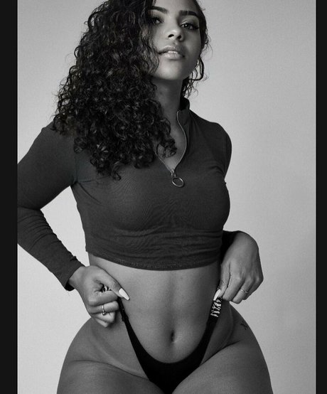 Jaida Parker WWE 高品質モデル 写真