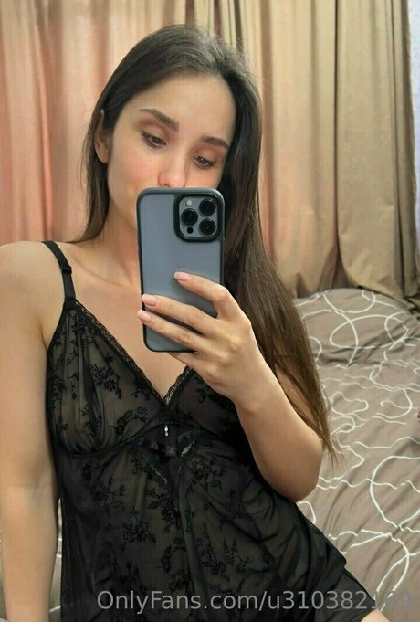 vipaleksastone ホットスター 写真