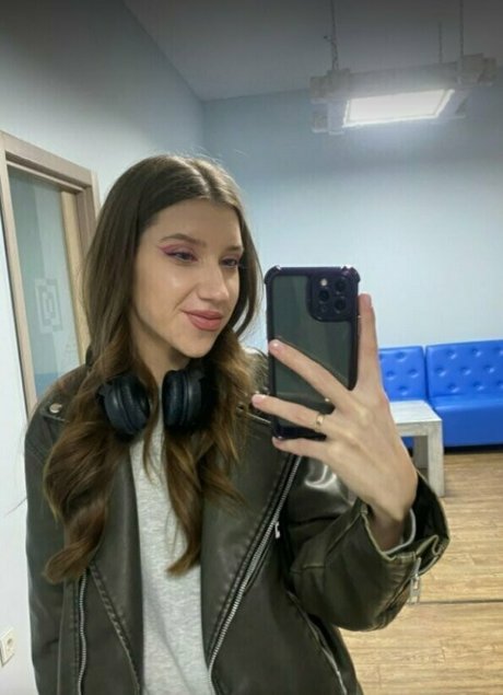 男性TikTokスターOnlyFans 無料 写真