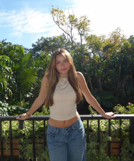 Jodie Sanders 素敵なポルノスター 写真