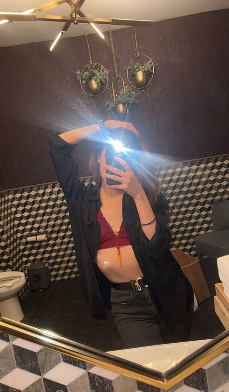 dove124 xxxモデル ギャラリー