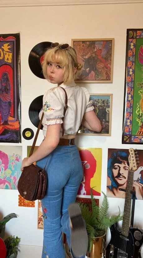 Issy Allen xxxポルノスター 写真