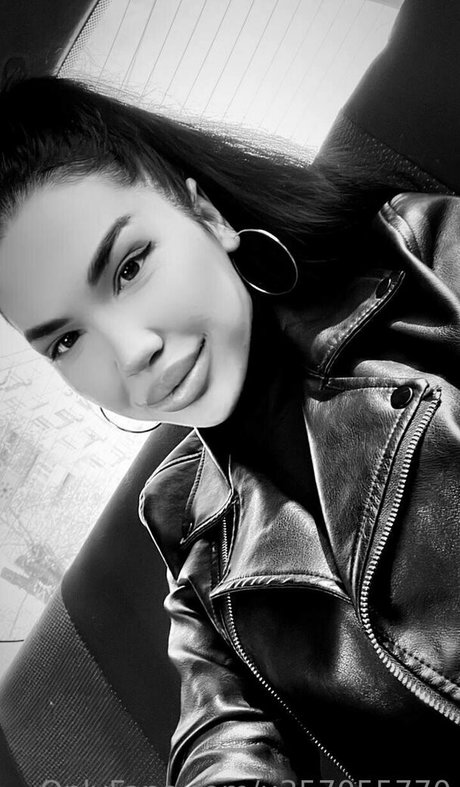 巨乳アナルOnlyFans えろた 写真