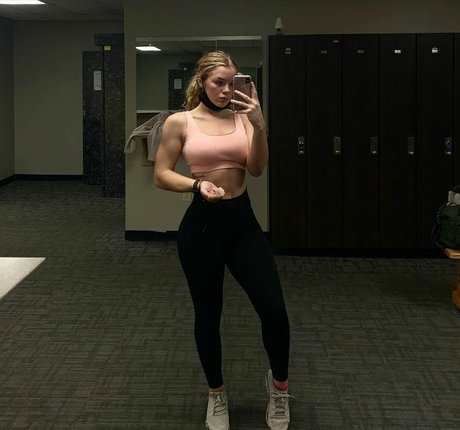 Alysia Kelley スターセックス ギャラリー