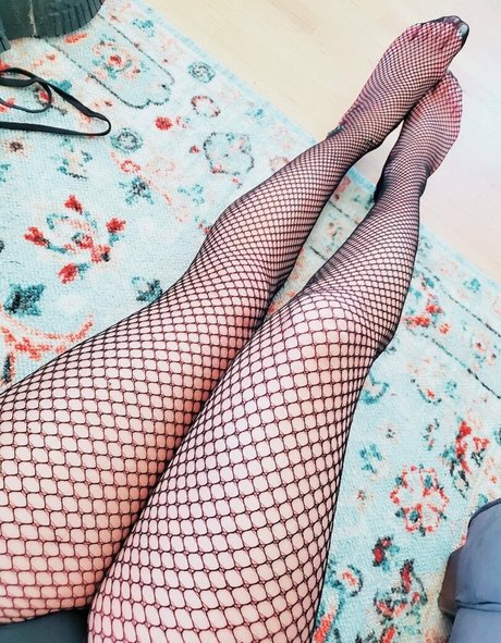 ゴス3P OnlyFans ホットセクシー ギャラリー